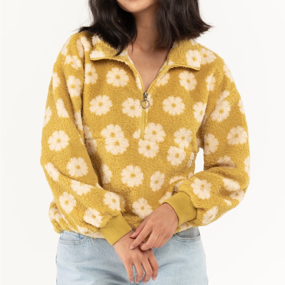 Billabong Time Off Sherpa Half-Zip Sweatshirt in floral size S
